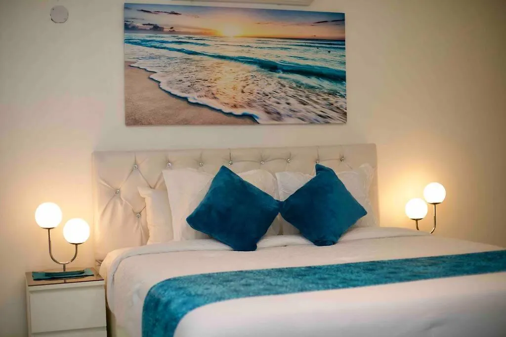 Blue Waters Apartman Runaway Bay 0*,  Jamaica