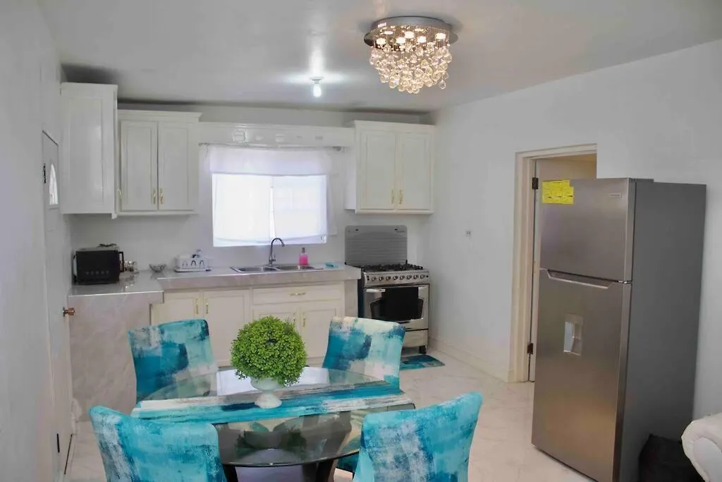 Blue Waters Apartman Runaway Bay